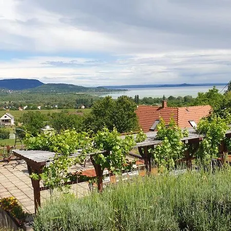 Szabó Pince Appartement Balatonederics