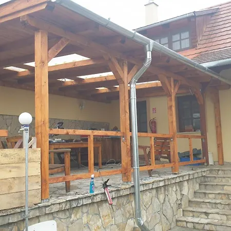 Szabo Pince Vendeghaz