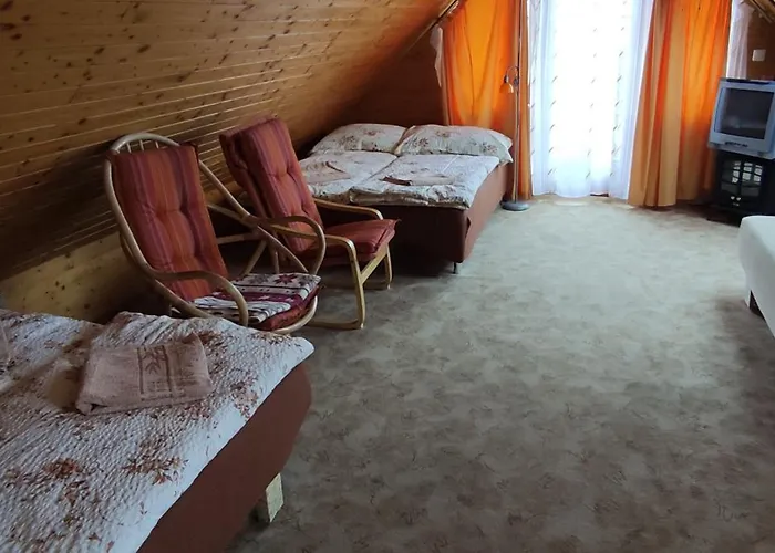 Szabo Pince Vendeghaz バラトネデリッチ